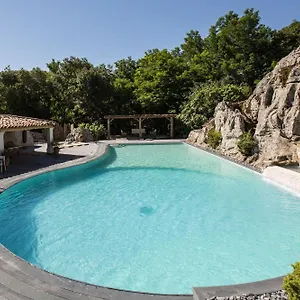 domaine-le-c4.hotels-rhonealpes.com/